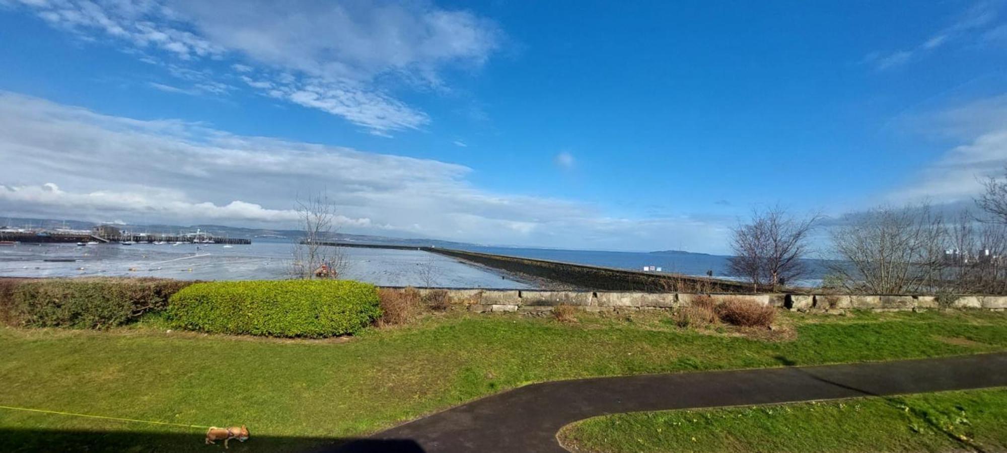 Lovely Sea Rooms, Easy Access To Centre & Airport Edinburg Exteriör bild
